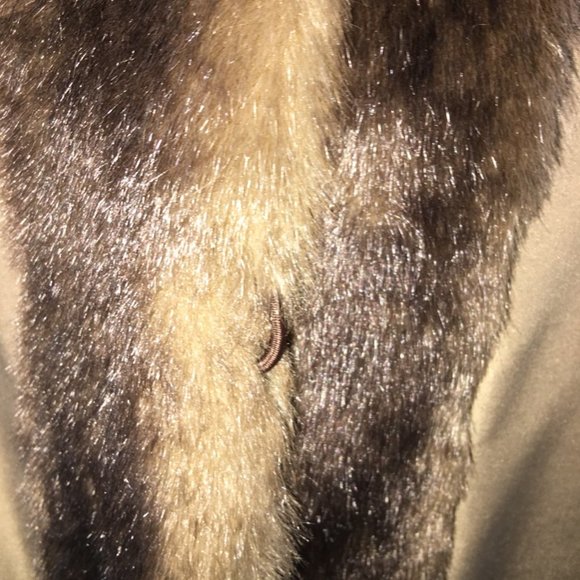 Gorgeous Cally Do REVERSIBLE Coat - Picture 13 of 13